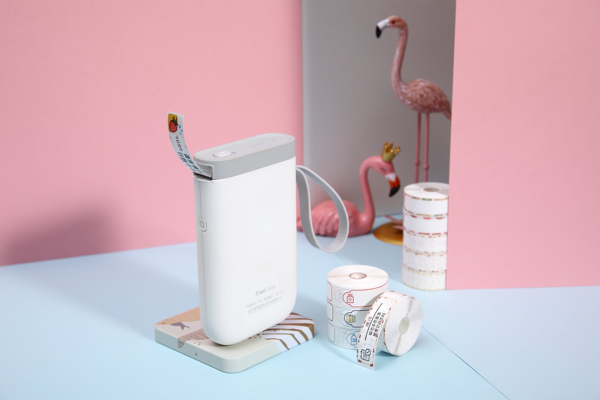 NB100 - NIIMBOT - D11 - PORTABLE LABEL BLUETOOTH PRINTER INCLUDING FREE LABEL ROLL (12*40MM - WHITE)